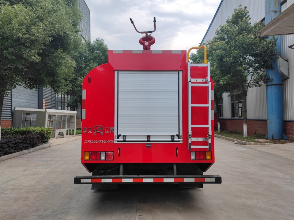 慶鈴水罐消防車(4.5噸)圖片